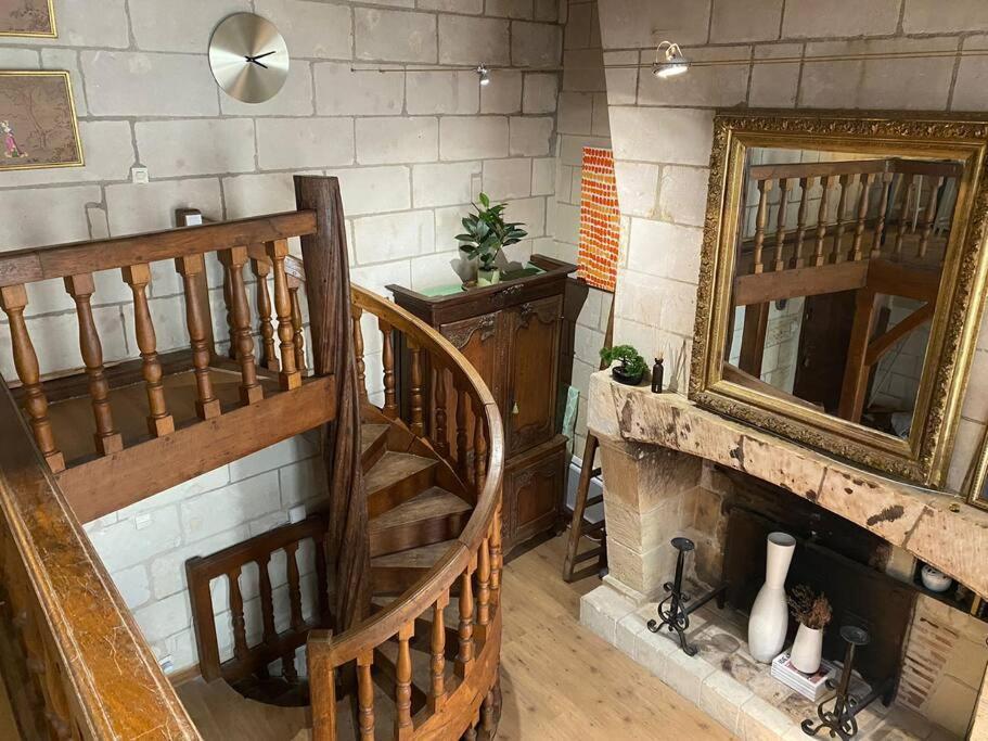 Hotel Robin Quantin In The Heart Of Old 투르 외부 사진